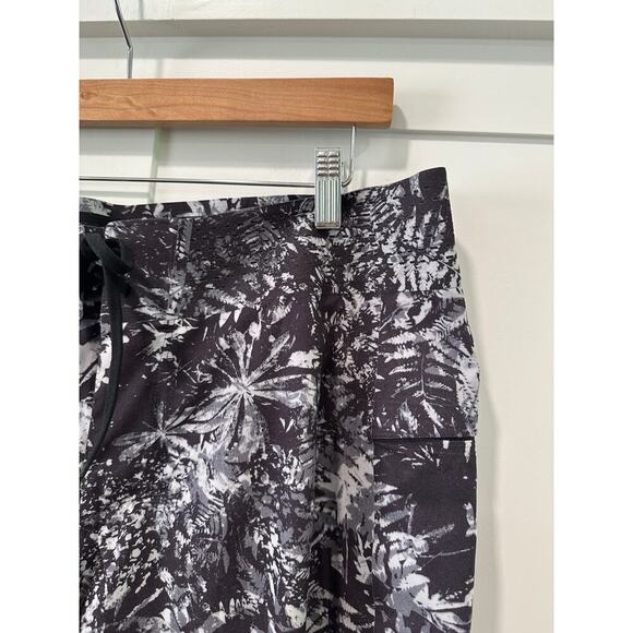 Lululemon Current State Unlined Board Shorts Size 36 - Picture 3 of 8
